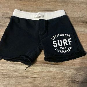 Carter’s 3T boy Surf shorts